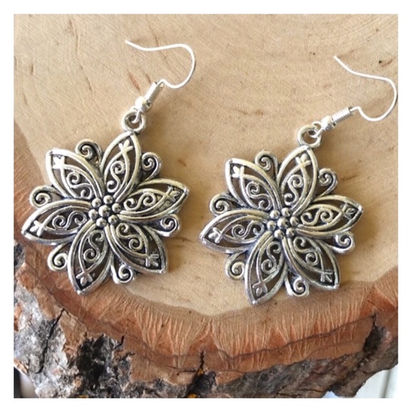 🔴 Items marked with Red dots are 2 for $25 or 3 for $30 ($10 each 3+ items ) - Picture 5 of 9